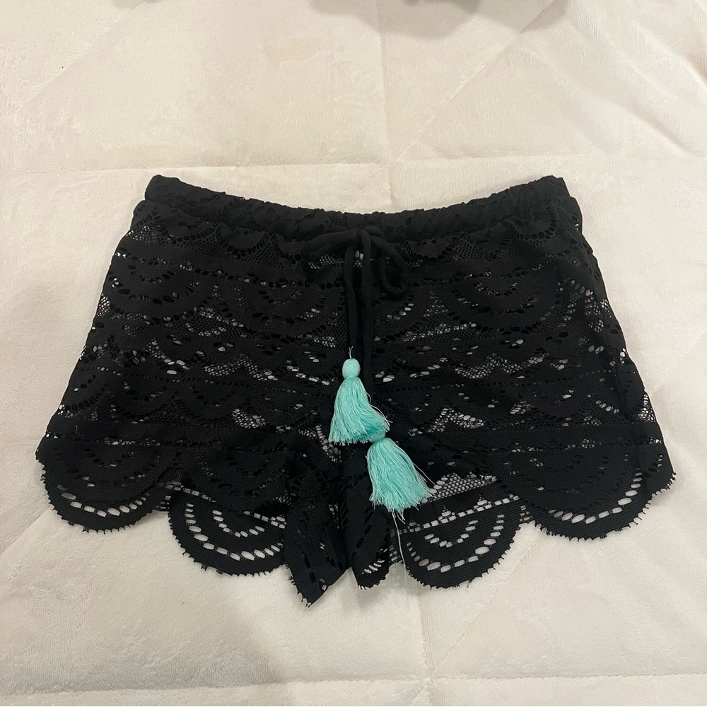 Miken Swim Black Scalloped Crochet Swimsuit Cover Up Shorts